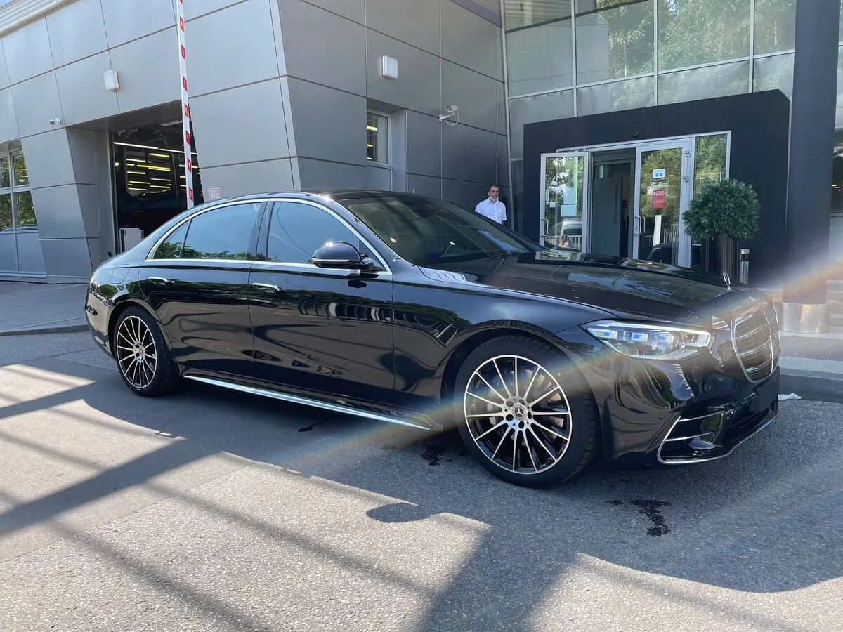 Check price and buy New Mercedes-Benz S-Class 450 Long (W223) For Sale