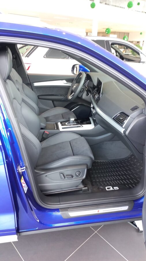 Check price and buy New Audi Q5 Sportback 45 TFSI (FY) For Sale