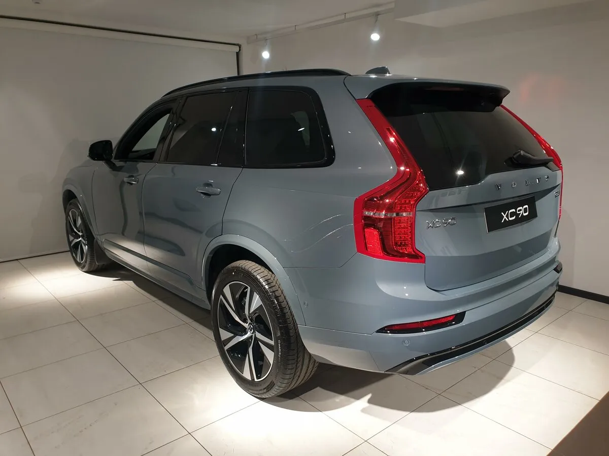 Check price and buy New Volvo XC90 Restyling For Sale