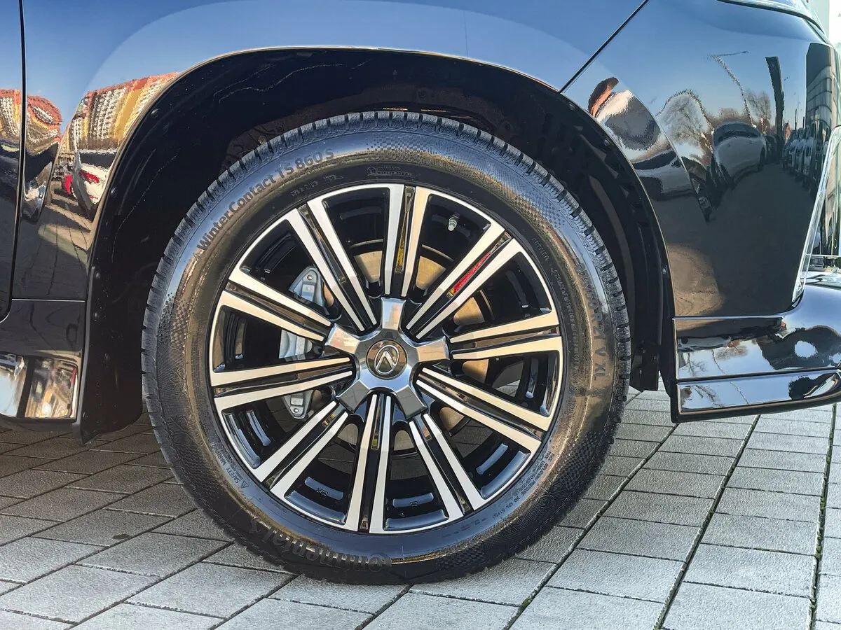 Check price and buy New Lexus LX 570 Restyling 2 For Sale