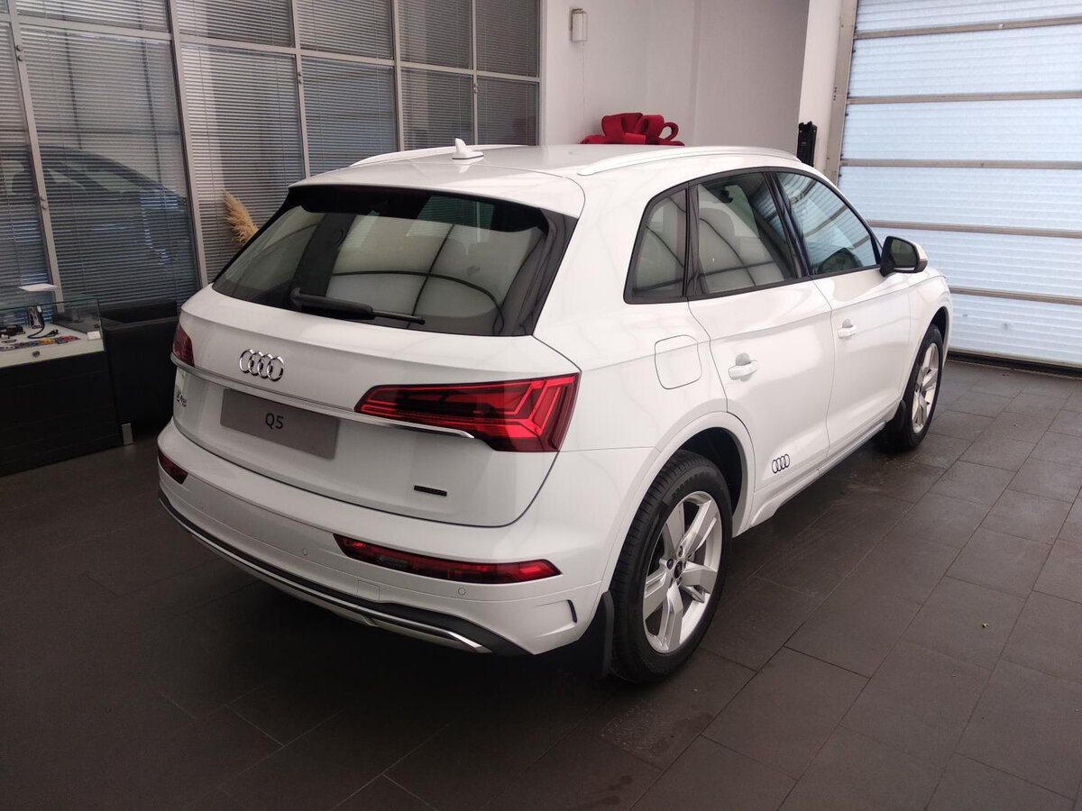 Check price and buy New Audi Q5 45 TFSI (FY) Restyling For Sale