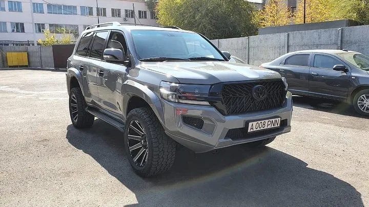 Check our price and buy Shikari body kit for Toyota Land Cruiser 200