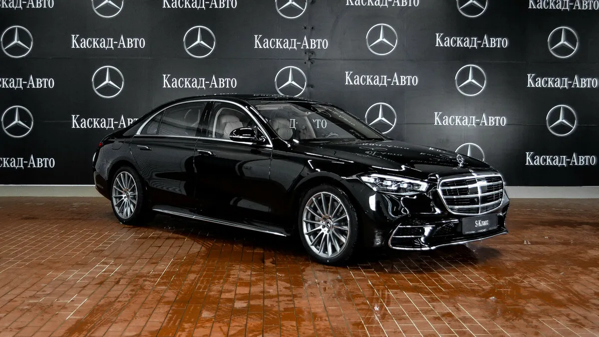 Check price and buy New Mercedes-Benz S-Class 350 d Long 4MATIC (W223) For Sale