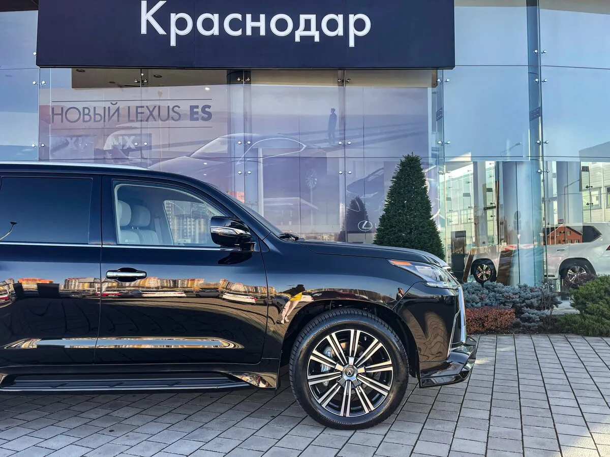 Check price and buy New Lexus LX 570 Restyling 2 For Sale