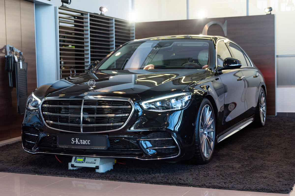 Check price and buy New Mercedes-Benz S-Class 450 Long (W223) For Sale