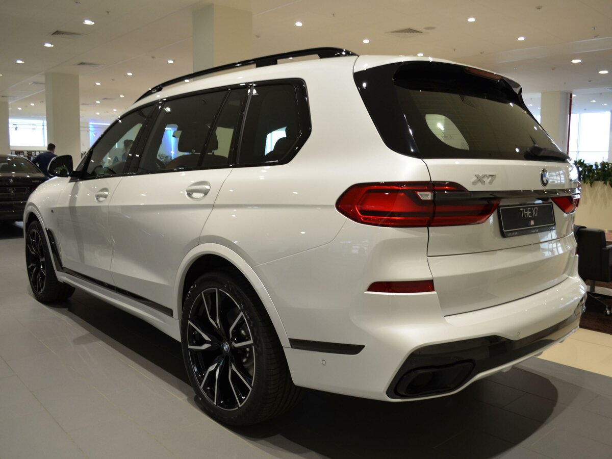 Buy New BMW X7 30d (G07)