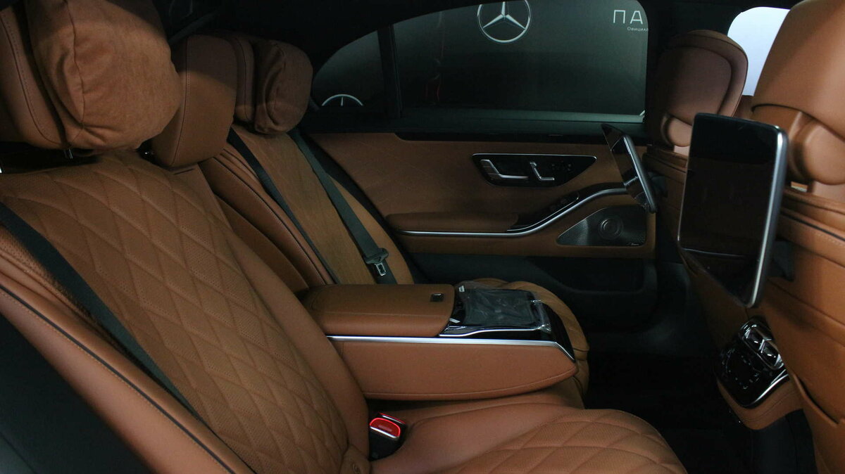 Check price and buy New Mercedes-Benz S-Class 580 Long 4MATIC (W223) For Sale