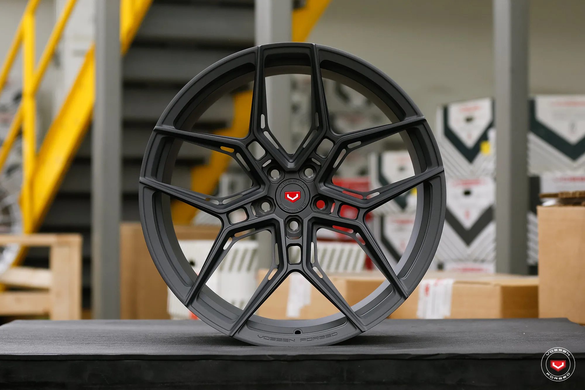 Vossen EVO 4R forged wheel — close-up spoke detail