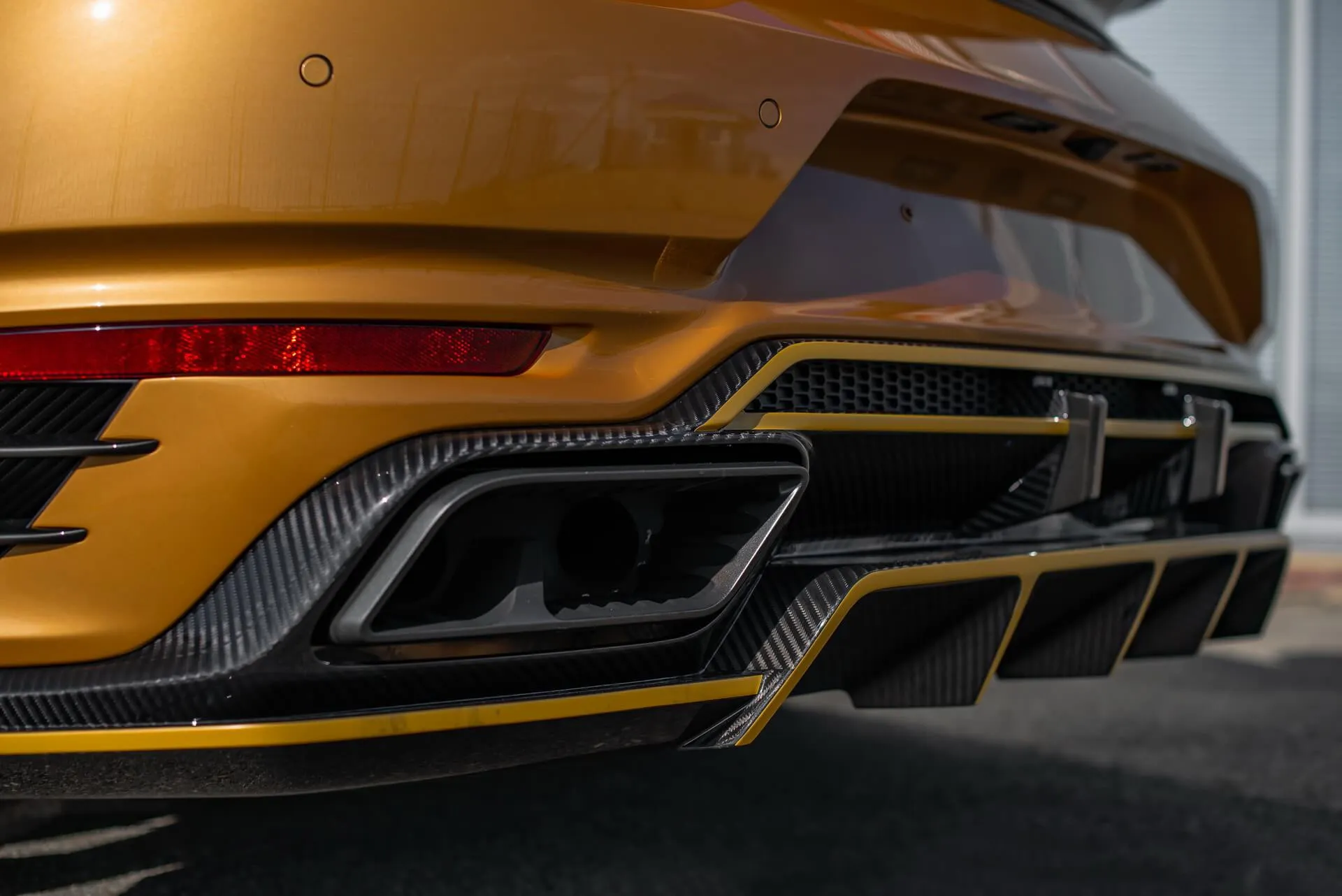 Check our price and buy an SCL  Performance Global body kit for Porsche 911 Virus