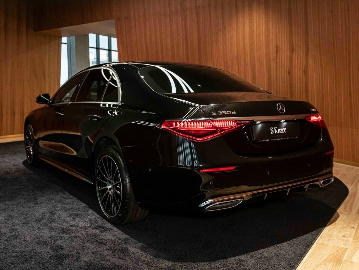 Check price and buy New Mercedes-Benz S-Class 350 d Long 4MATIC (W223) For Sale