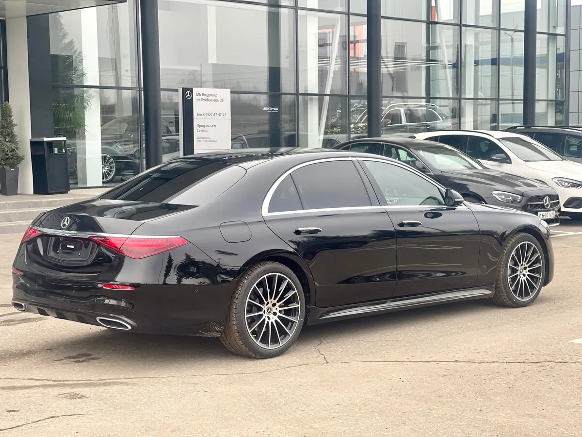 Check price and buy New Mercedes-Benz S-Class 350 d Long 4MATIC (W223) For Sale