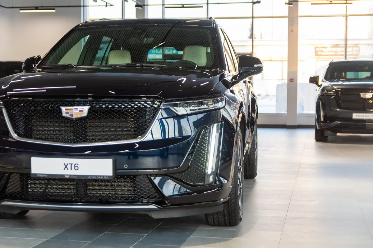 Check price and buy New Cadillac XT6 For Sale