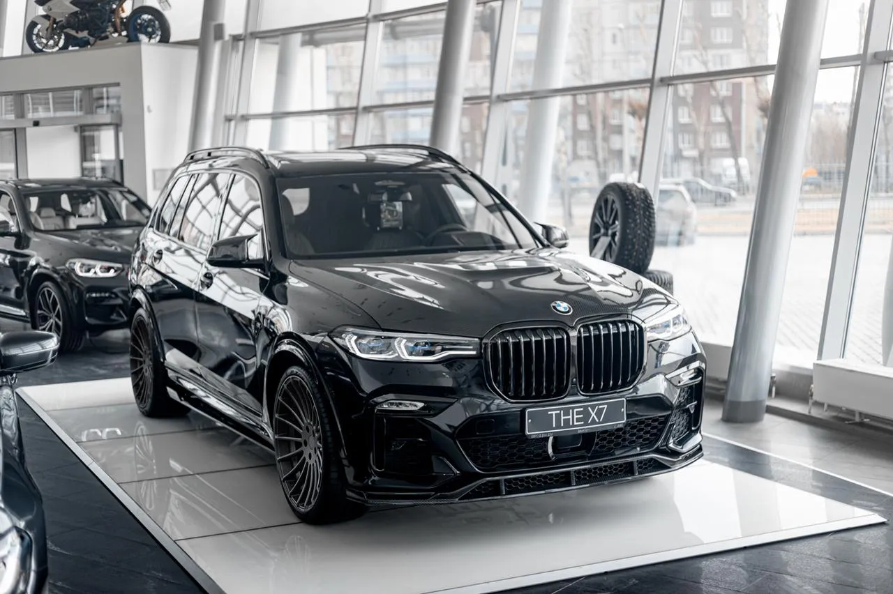 Check our price and buy Renegade Design body kit for BMW X7 G07