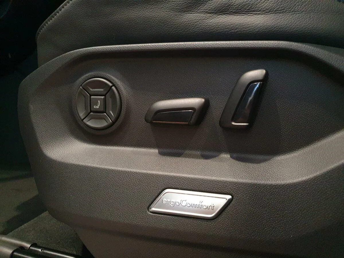 Check price and buy New Volkswagen Touareg For Sale