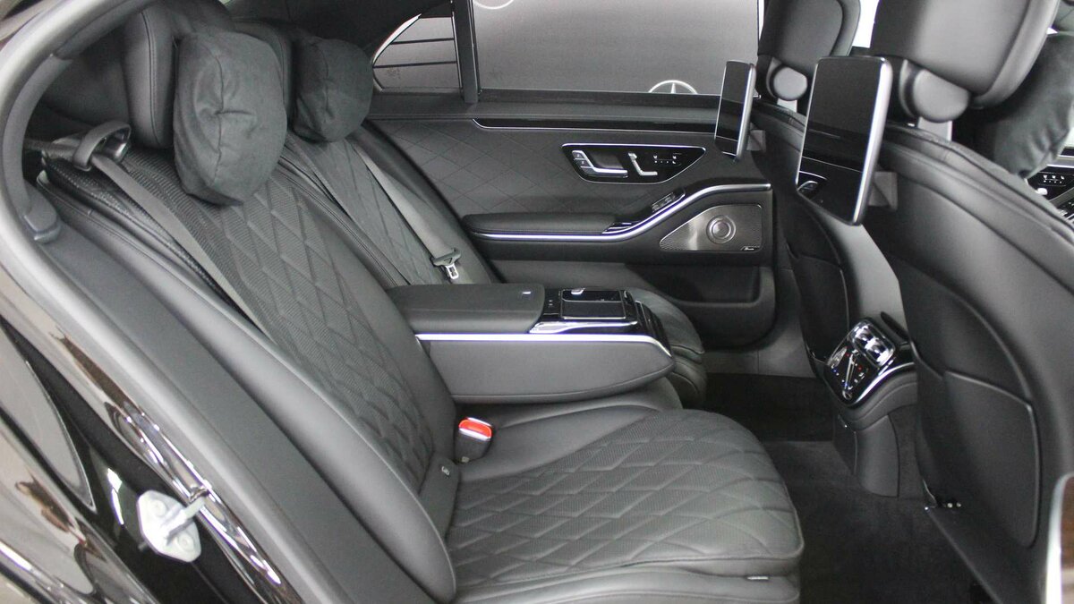 Check price and buy New Mercedes-Benz S-Class 350 d Long 4MATIC (W223) For Sale