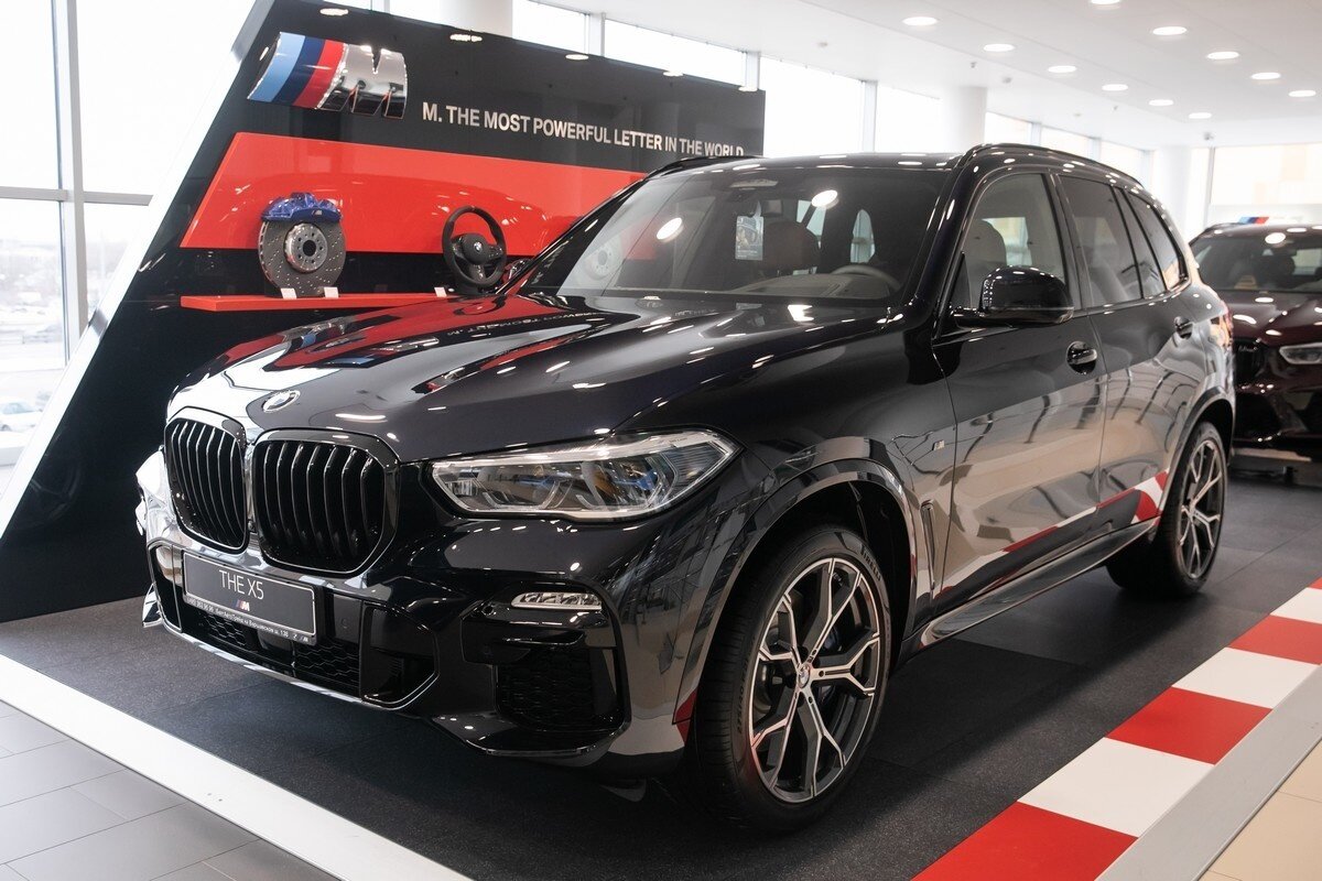 Check price and buy New BMW X5 M50d (G05) For Sale