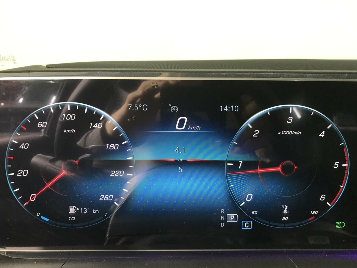 Check price and buy New Mercedes-Benz GLE 300 d (V167) For Sale