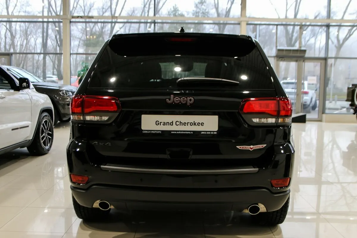 Check price and buy New Jeep Grand Cherokee (WK2) Restyling For Sale