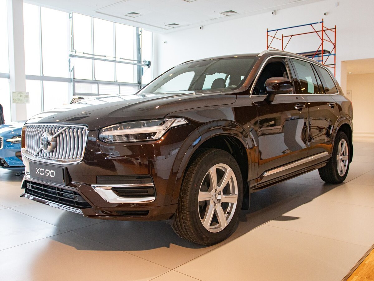 Check price and buy New Volvo XC90 Restyling For Sale