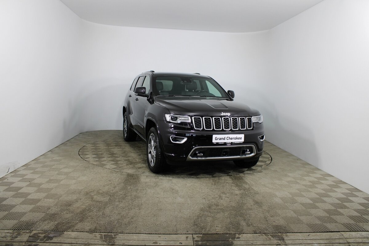 Check price and buy New Jeep Grand Cherokee (WK2) Restyling For Sale