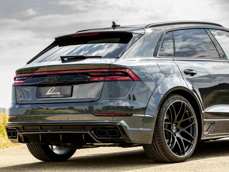 Check our price and buy Lumma CLR 8S body kit for Audi Q8