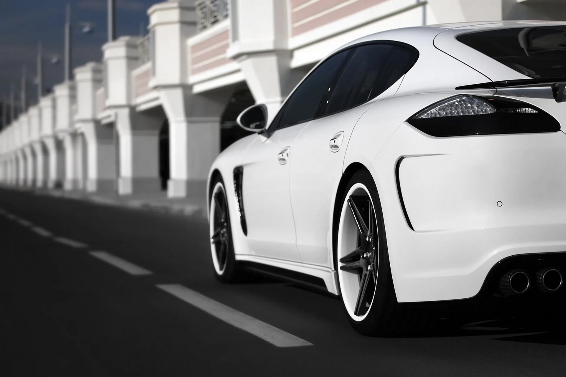 Check our price and buy Topcar Design body kit for Porsche Panamera GT
