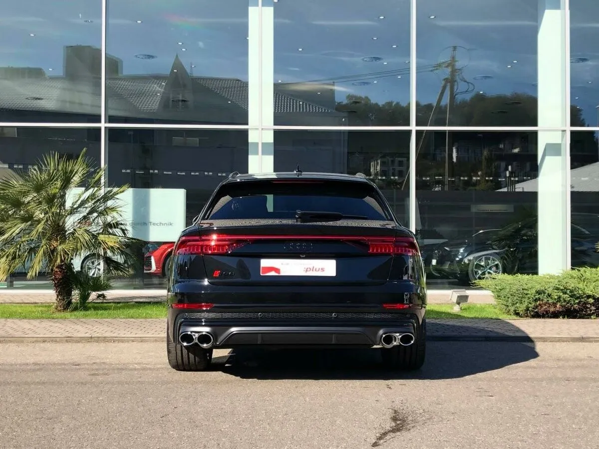 Buy New Audi SQ8 (4M)