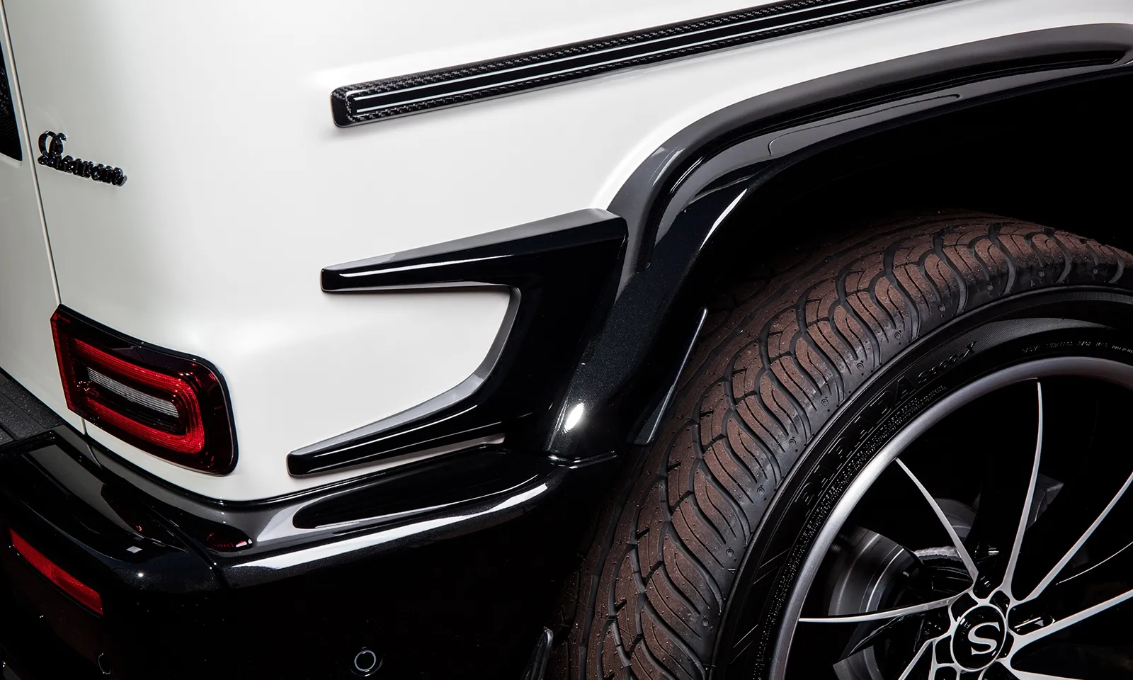 Check our price and buy Rowen body kit for Mercedes-Benz G-Class W463A!