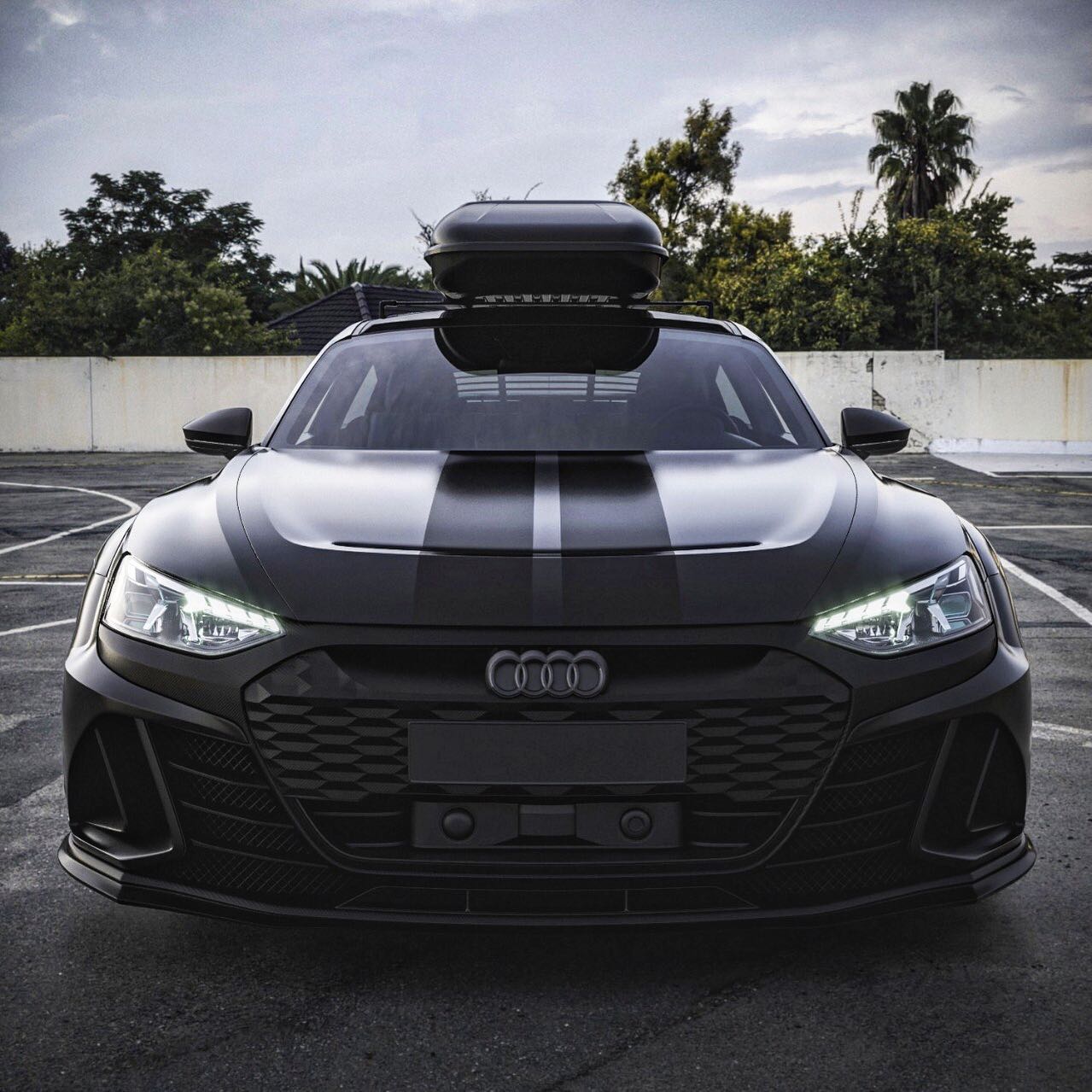 Venuum body kit for Audi Etron GT Buy with delivery, installation