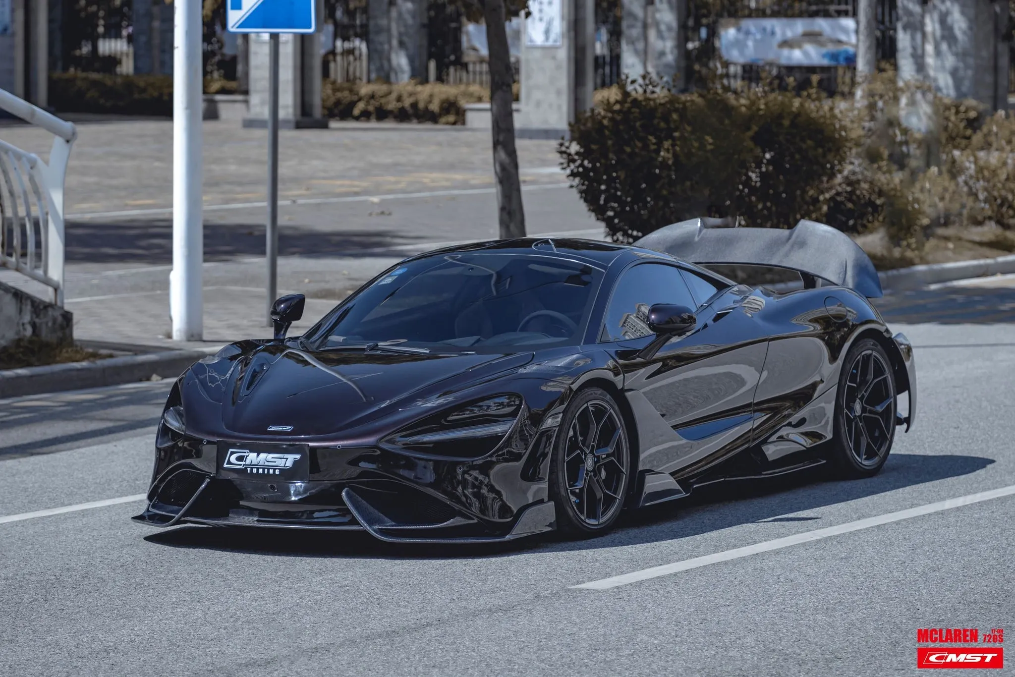Check our price and buy CMST Carbon Fiber Body Kit set for McLaren 720S !