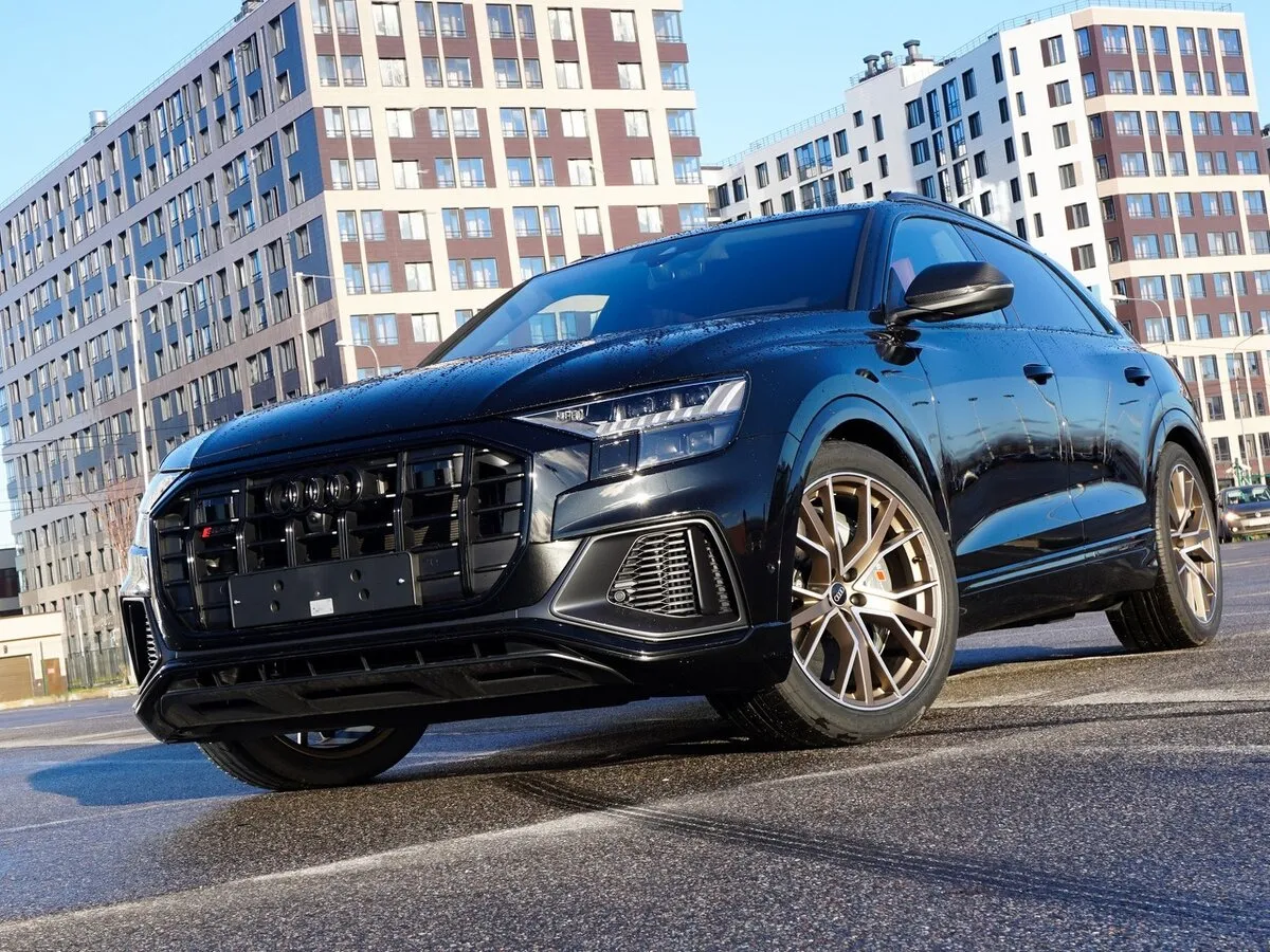 Buy New Audi SQ8 (4M)