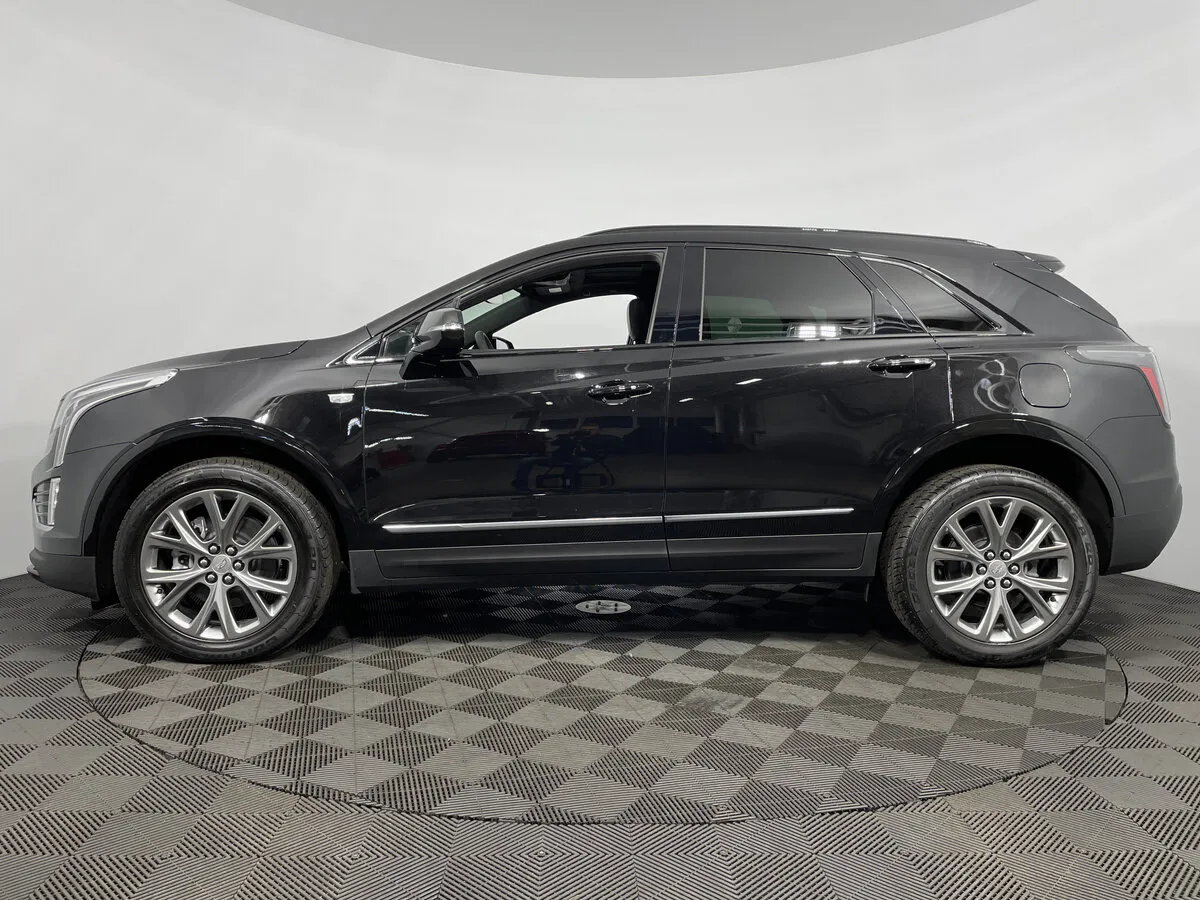 Check price and buy New Cadillac XT5 Restyling For Sale