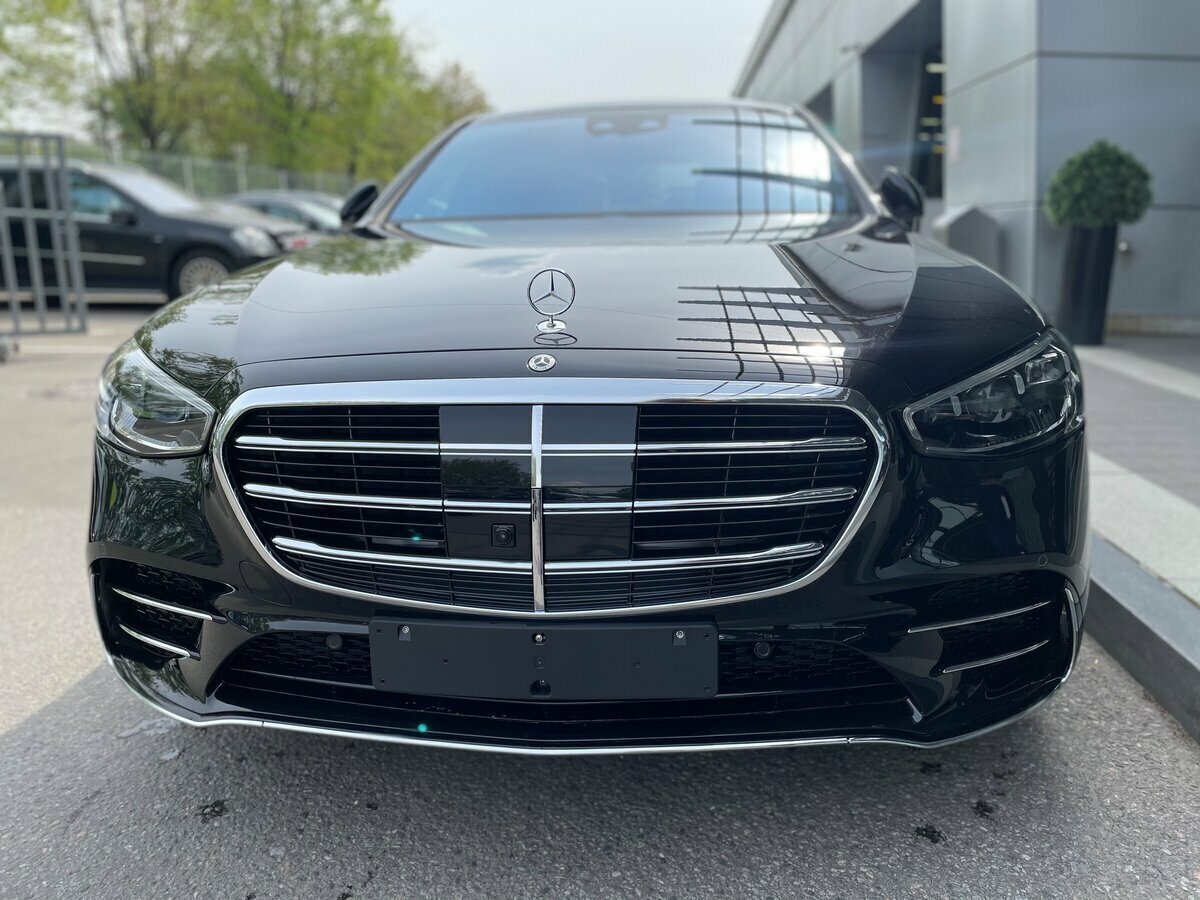 Check price and buy New Mercedes-Benz S-Class 350 d Long 4MATIC (W223) For Sale