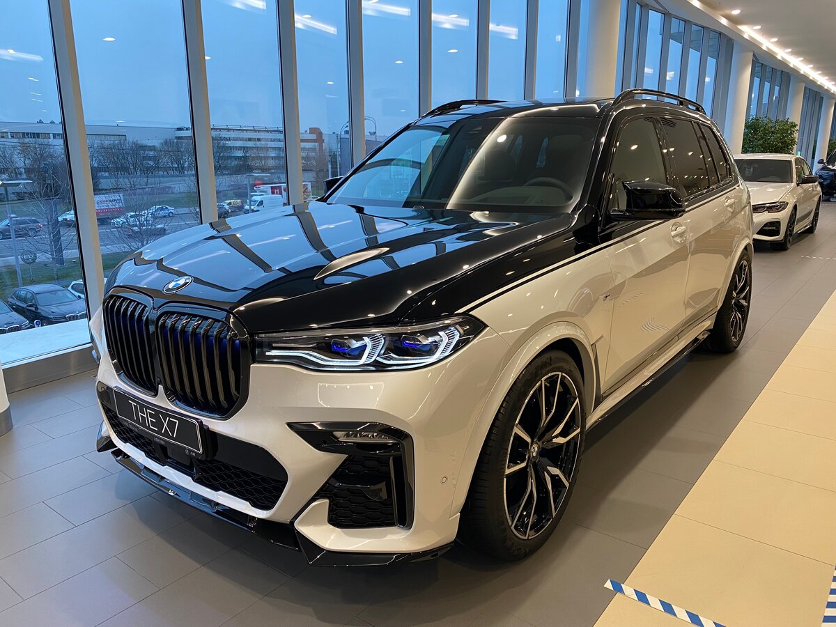Buy New BMW X7 40d (G07)