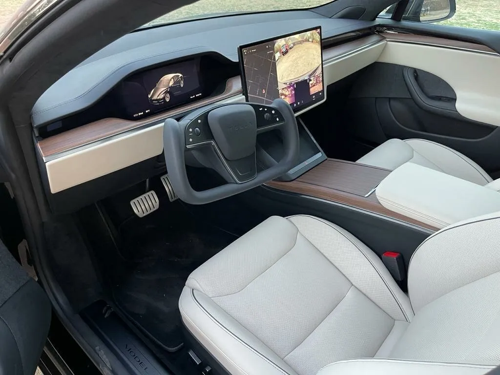 Buy New Tesla Model X Plaid Restyling