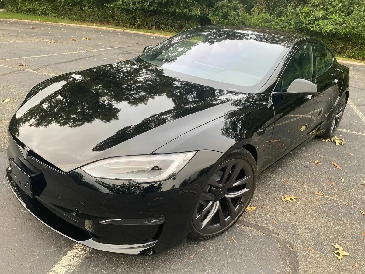Check price and buy New Tesla Model S Plaid Restyling 2 For Sale