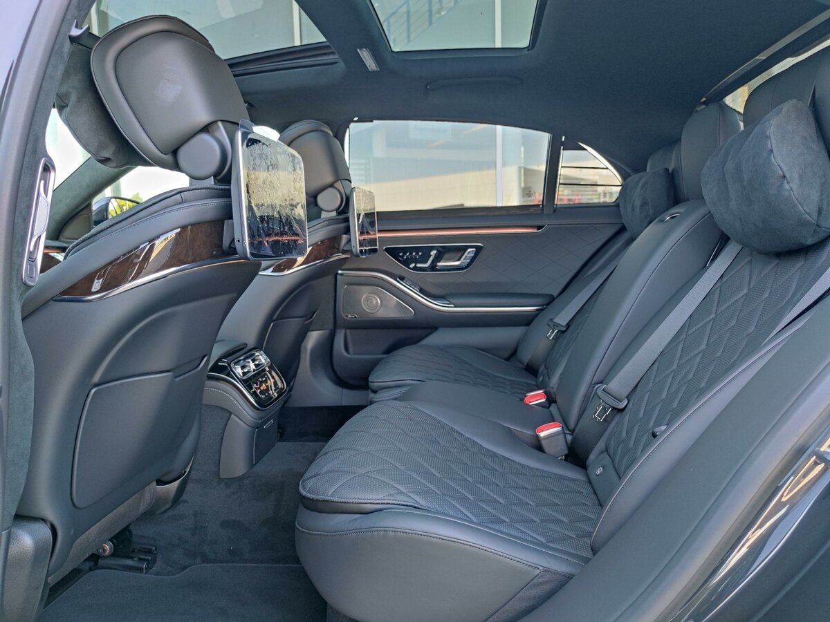 Check price and buy New Mercedes-Benz S-Class 350 d Long 4MATIC (W223) For Sale