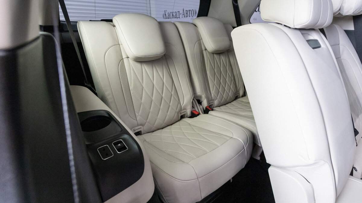 Check price and buy New Mercedes-Benz GLS AMG 63 AMG (X167) For Sale