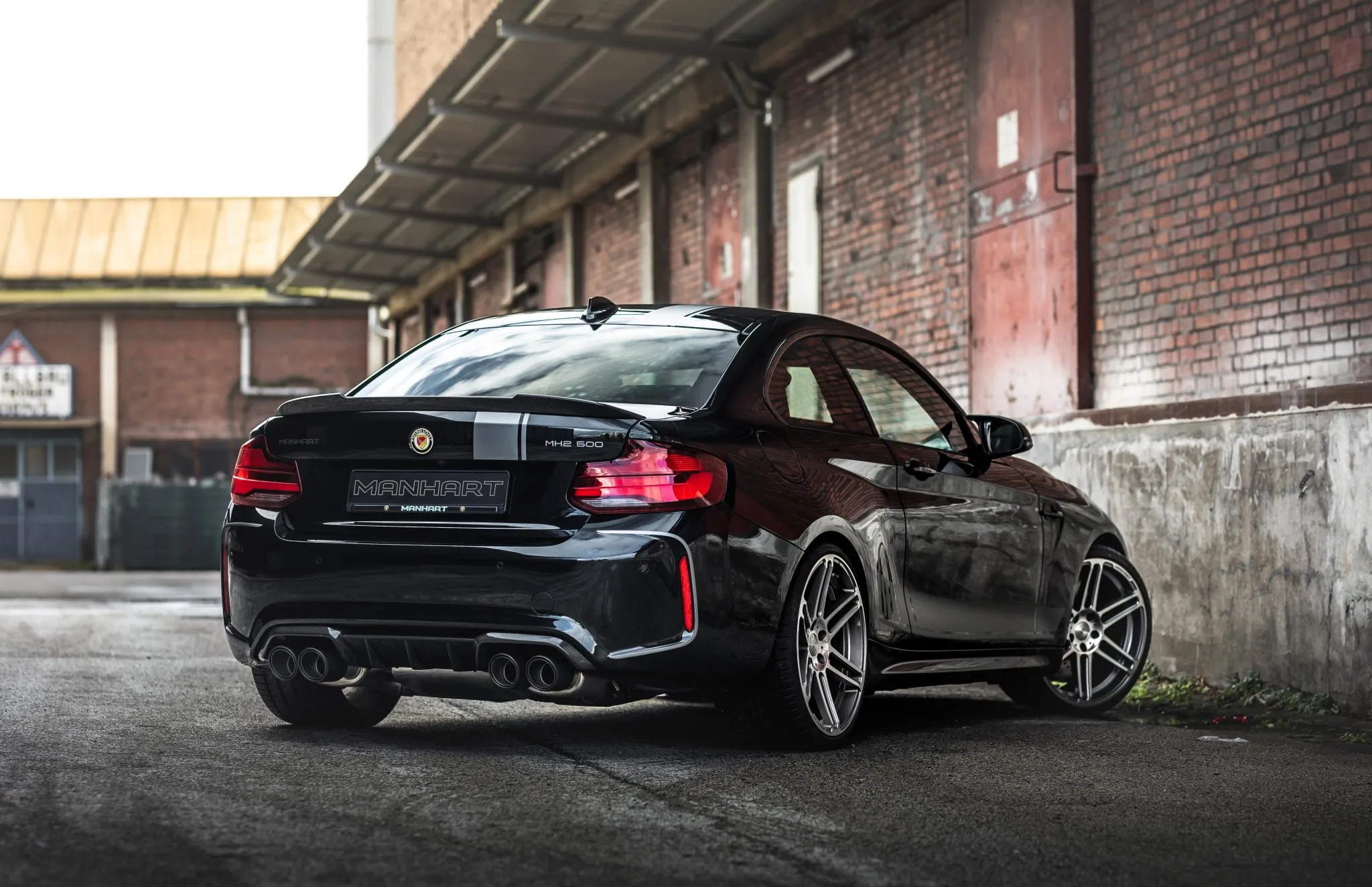 Check our price and buy an Manhart carbon fiber body kit for BMW M2 F87!