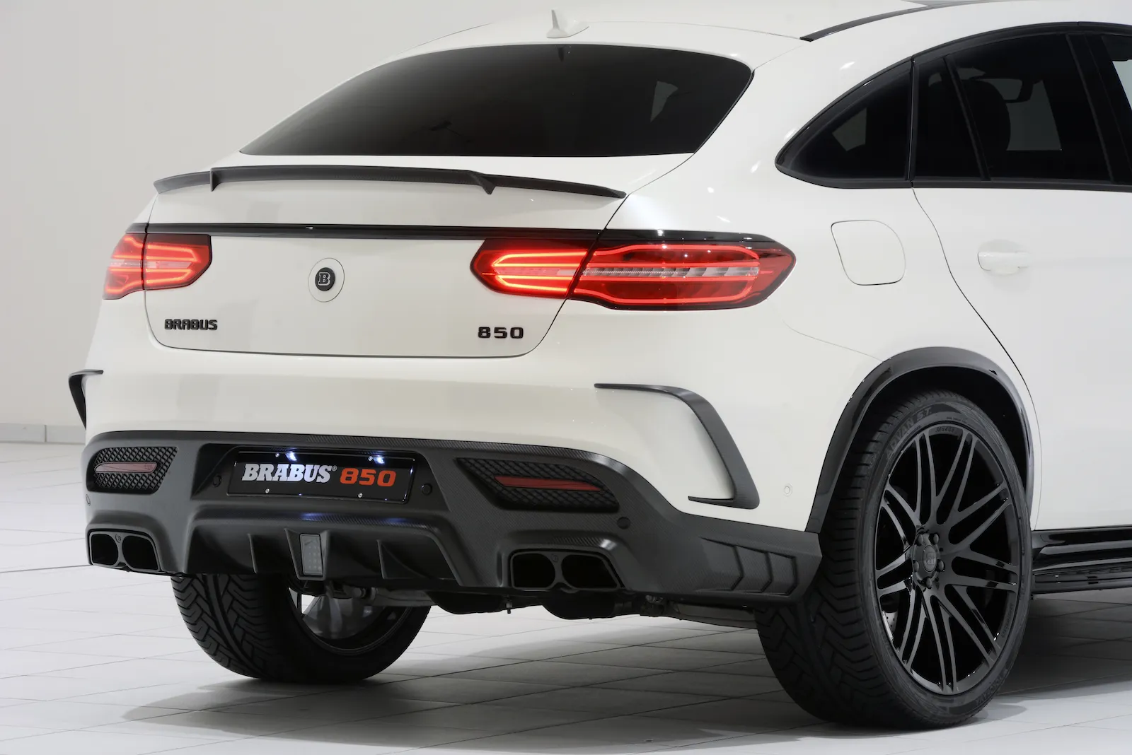 Check price and buy Brabus Carbon Fiber Body kit set for Mercedes-Benz GLE Coupe AMG C292 AMG GLE 63