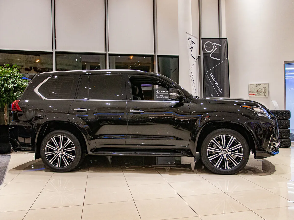 Check price and buy New Lexus LX 570 Restyling 2 For Sale