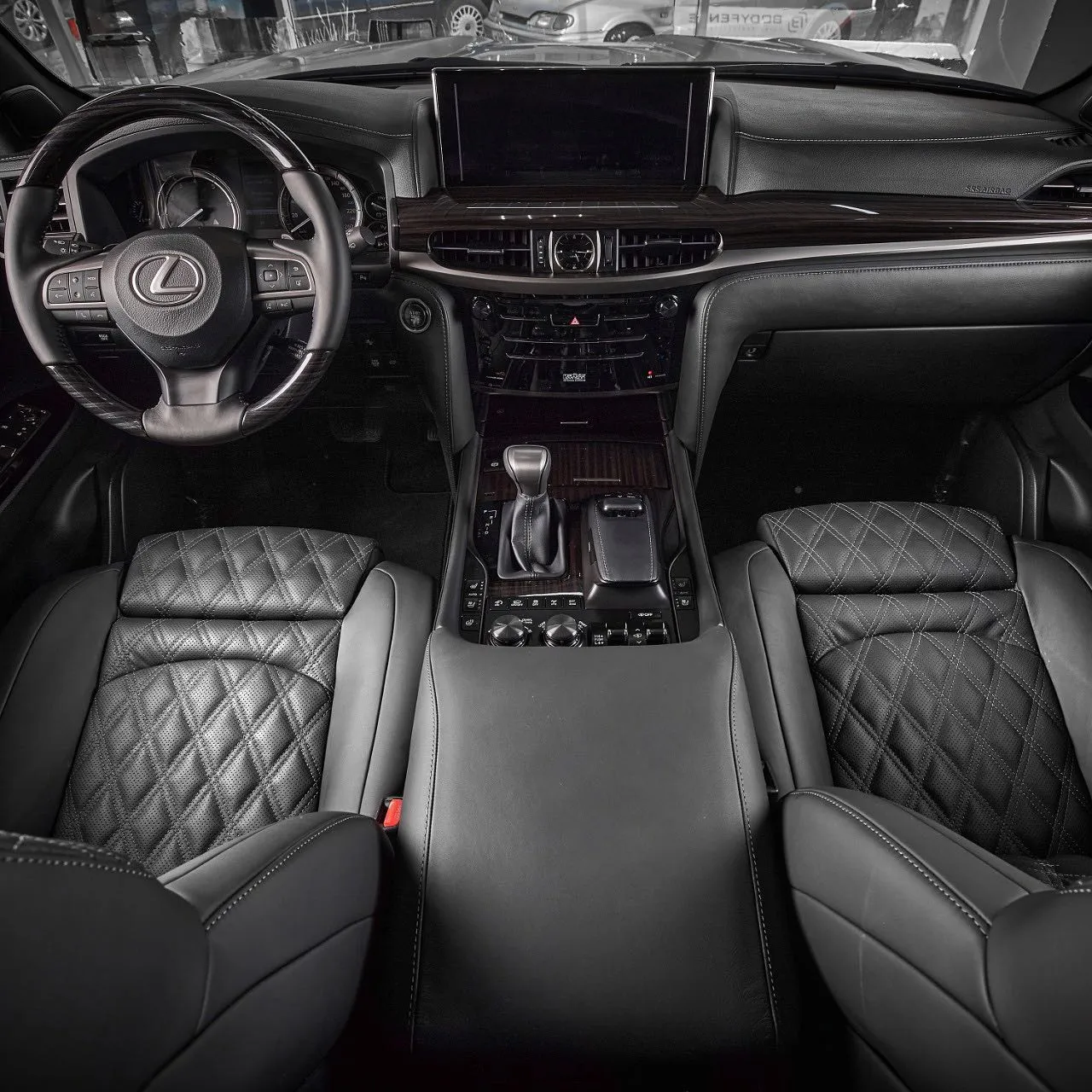 Check price and buy Carat seats set for Lexus LX