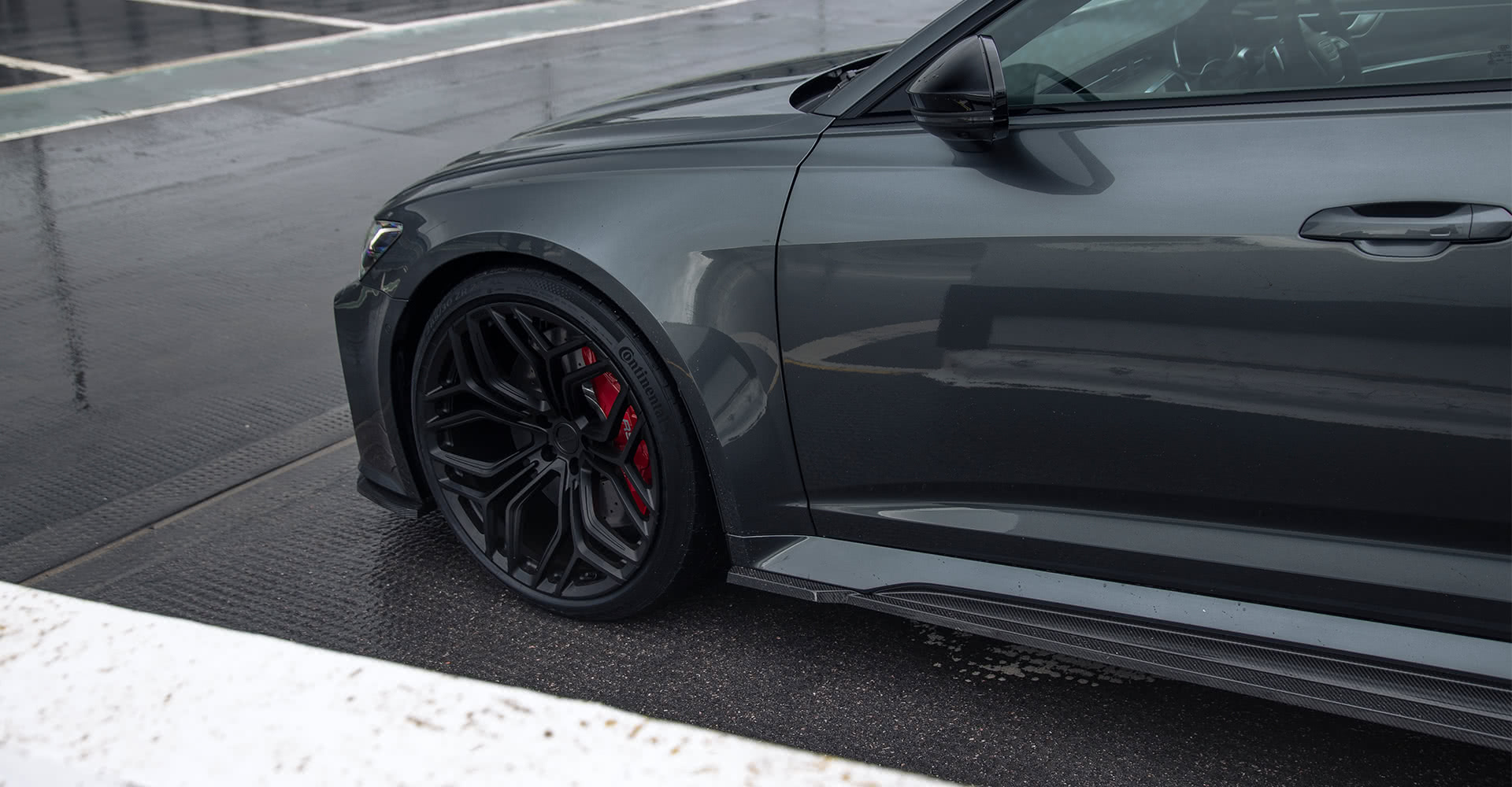 Check our price and buy Urban carbon fiber body kit set for Audi RS6 C8