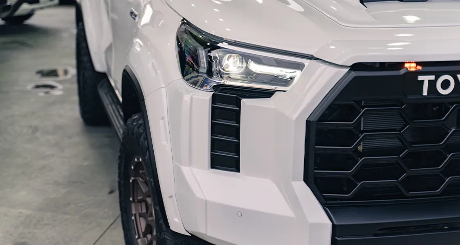 Check our price and buy Double Eight body kit for Toyota Hilux 125 Tundra Face!