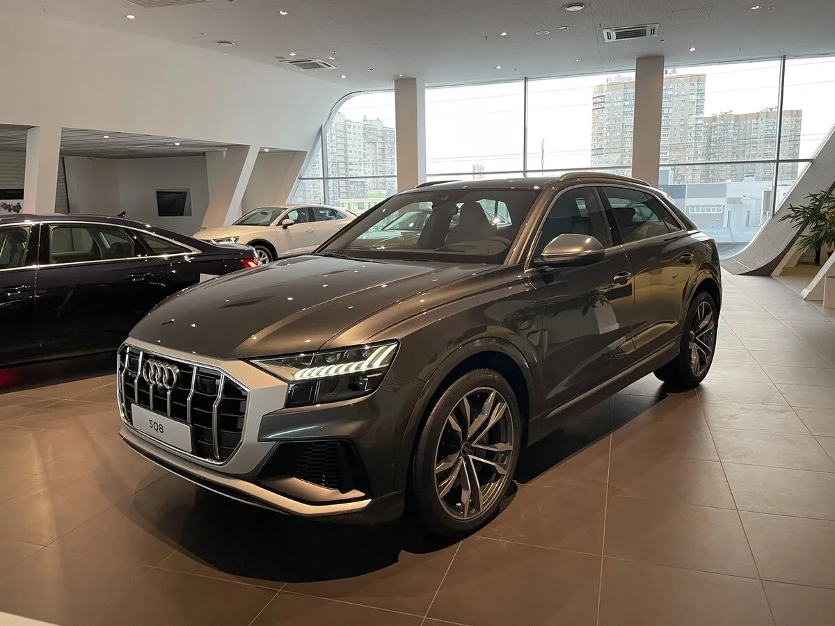 Buy New Audi SQ8 (4M)