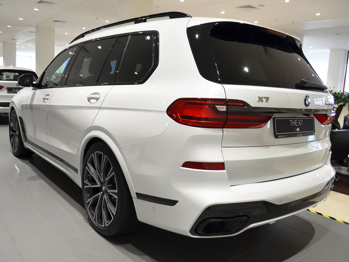 Check price and buy New BMW X7 M50d (G07) For Sale