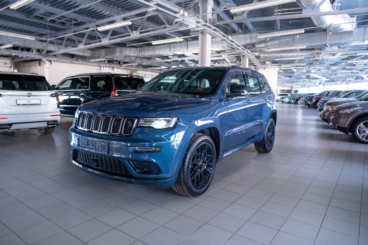 Check price and buy New Jeep Grand Cherokee (WK2) Restyling For Sale