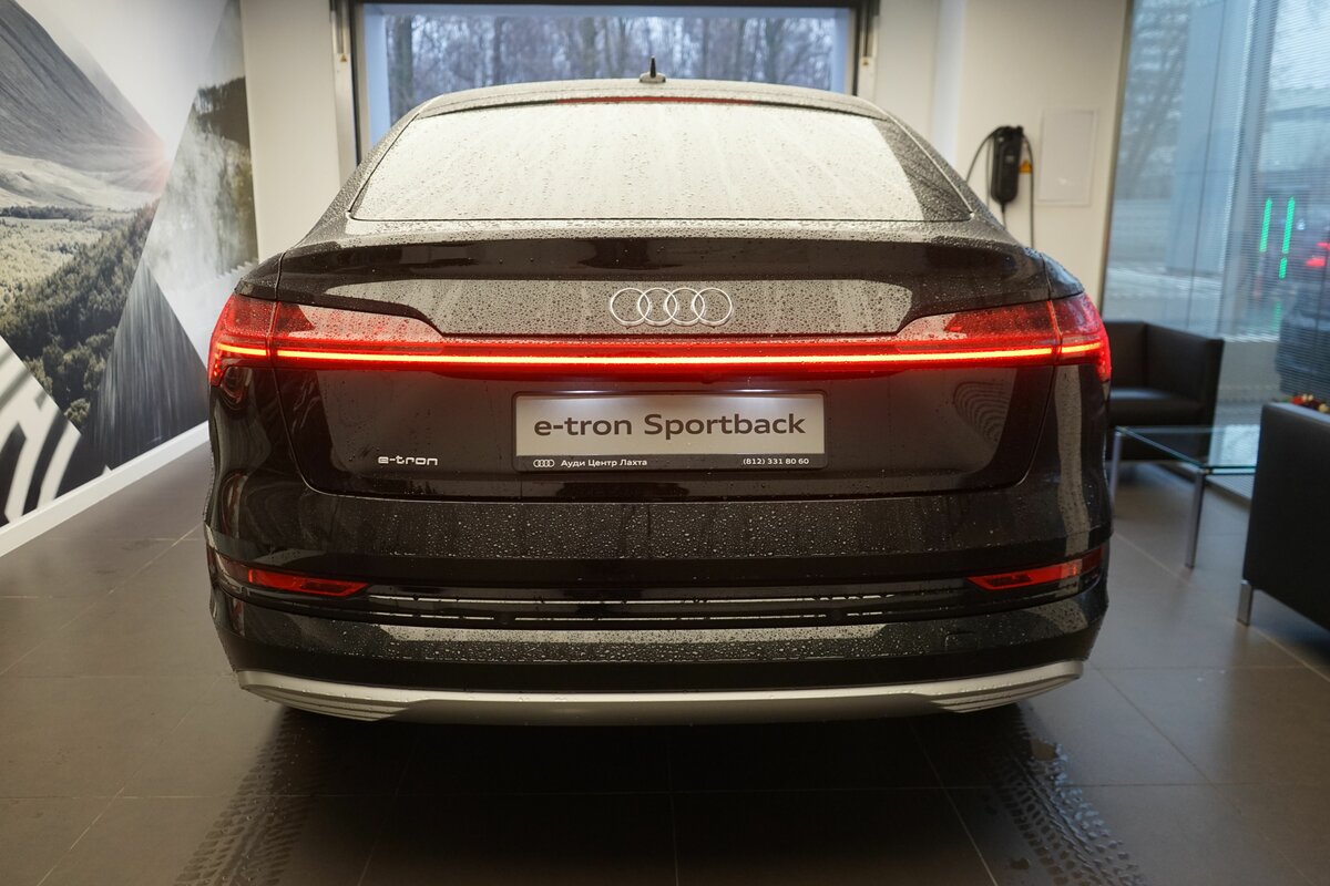 Buy New Audi e-tron Sportback 55