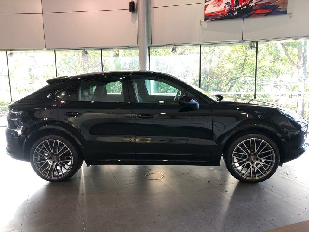 Check price and buy New Porsche Cayenne Coupé For Sale