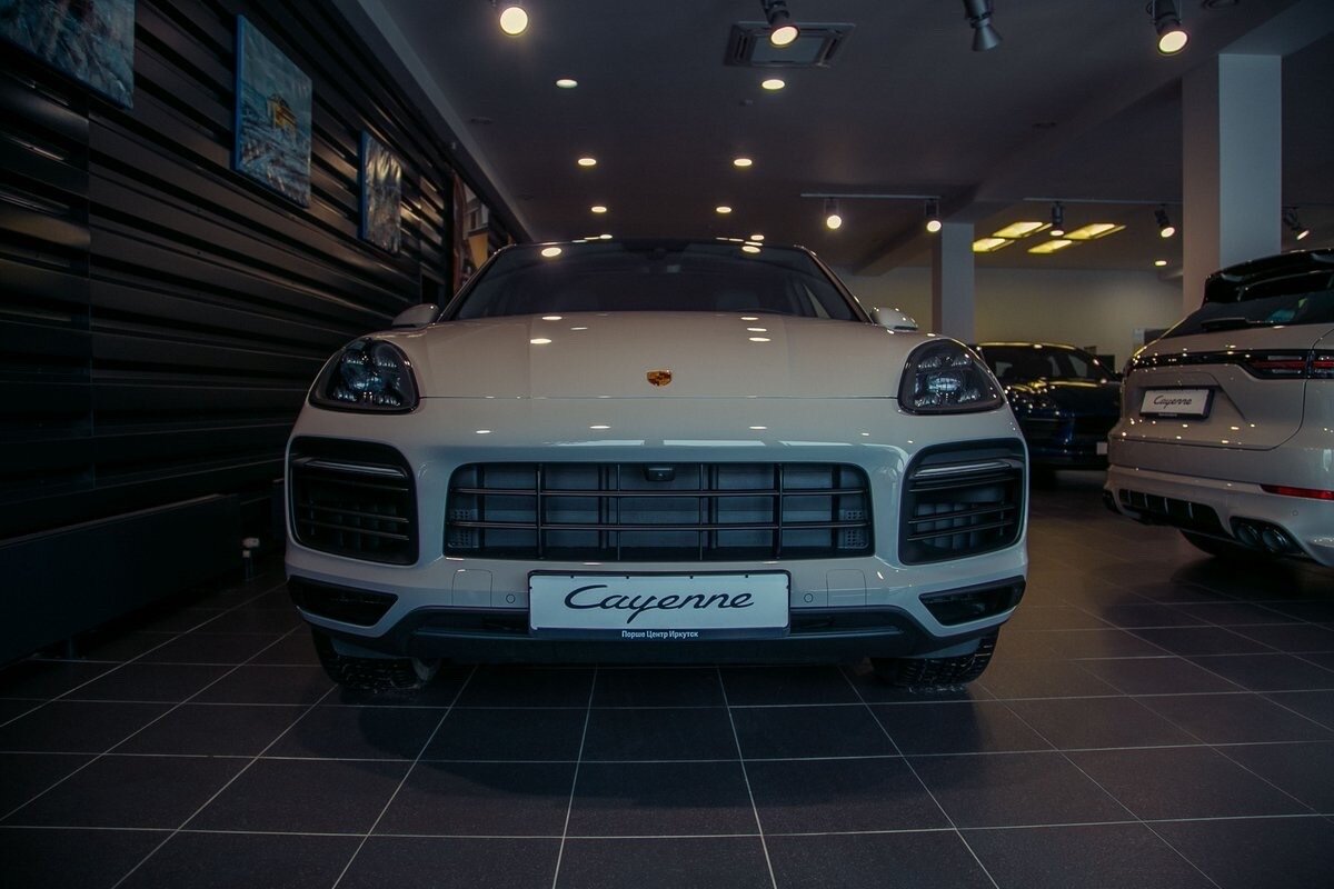 Check price and buy New Porsche Cayenne Coupé For Sale